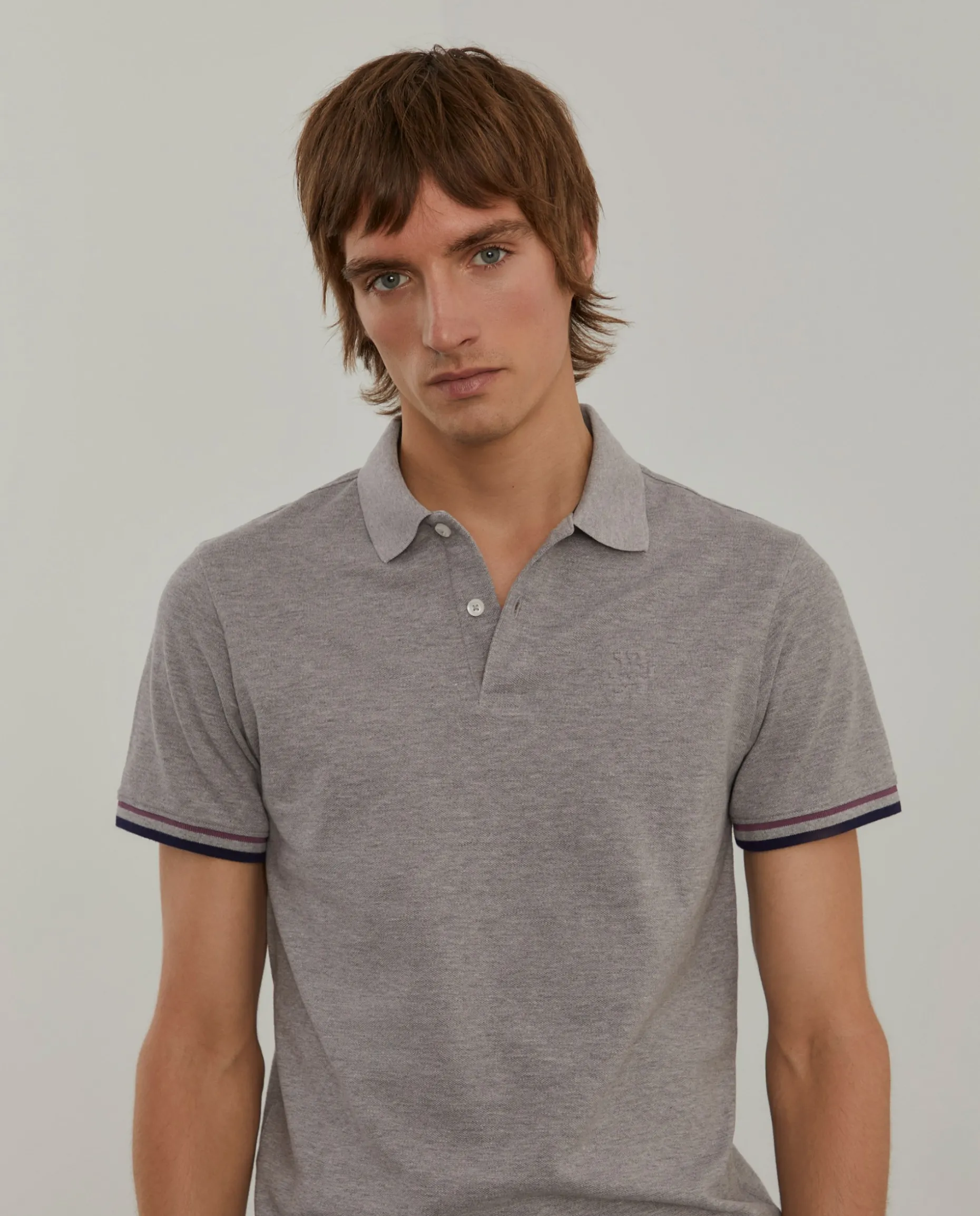 Polo piqué slim fit com riscas