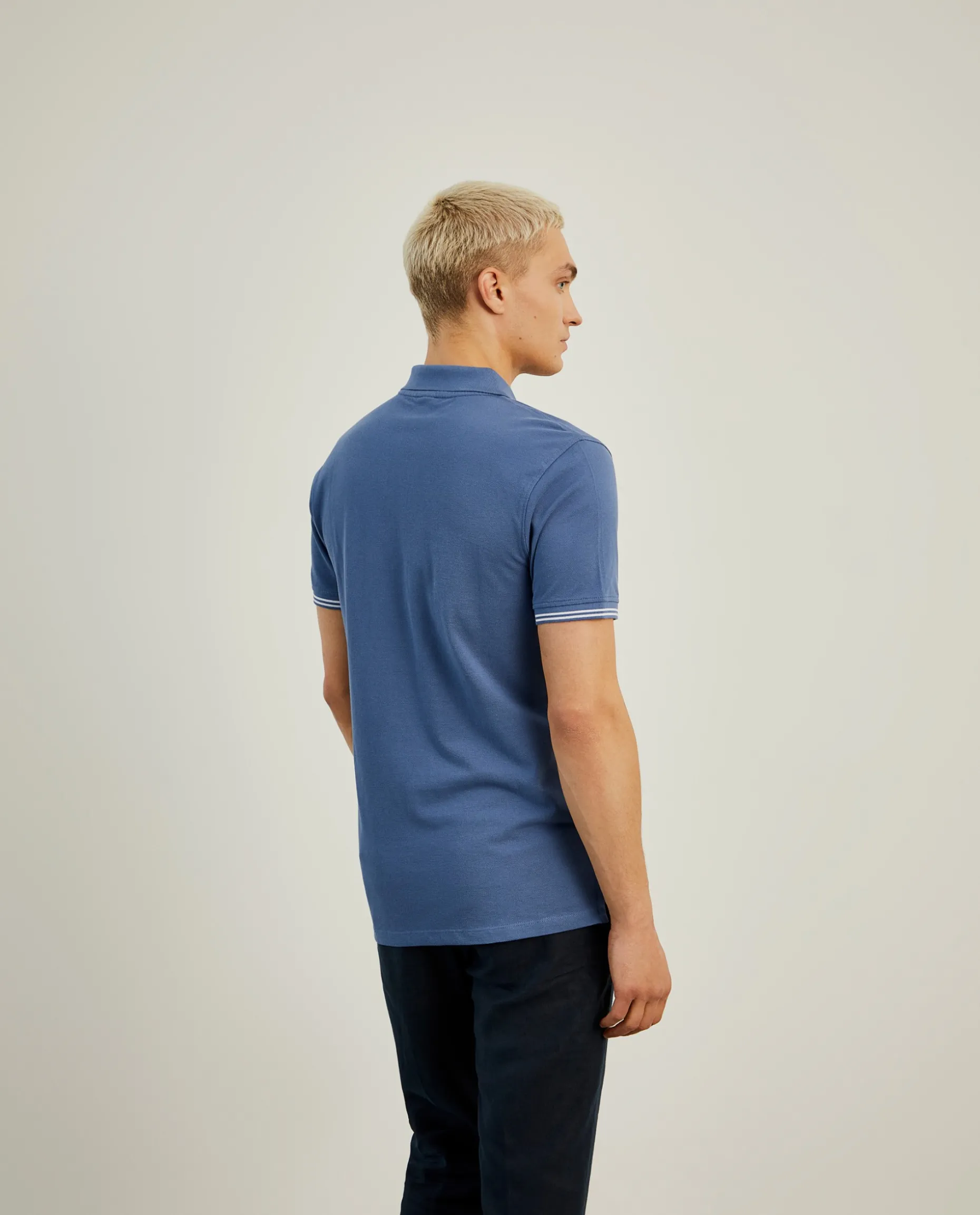 Polo piqué slim fit em algodão