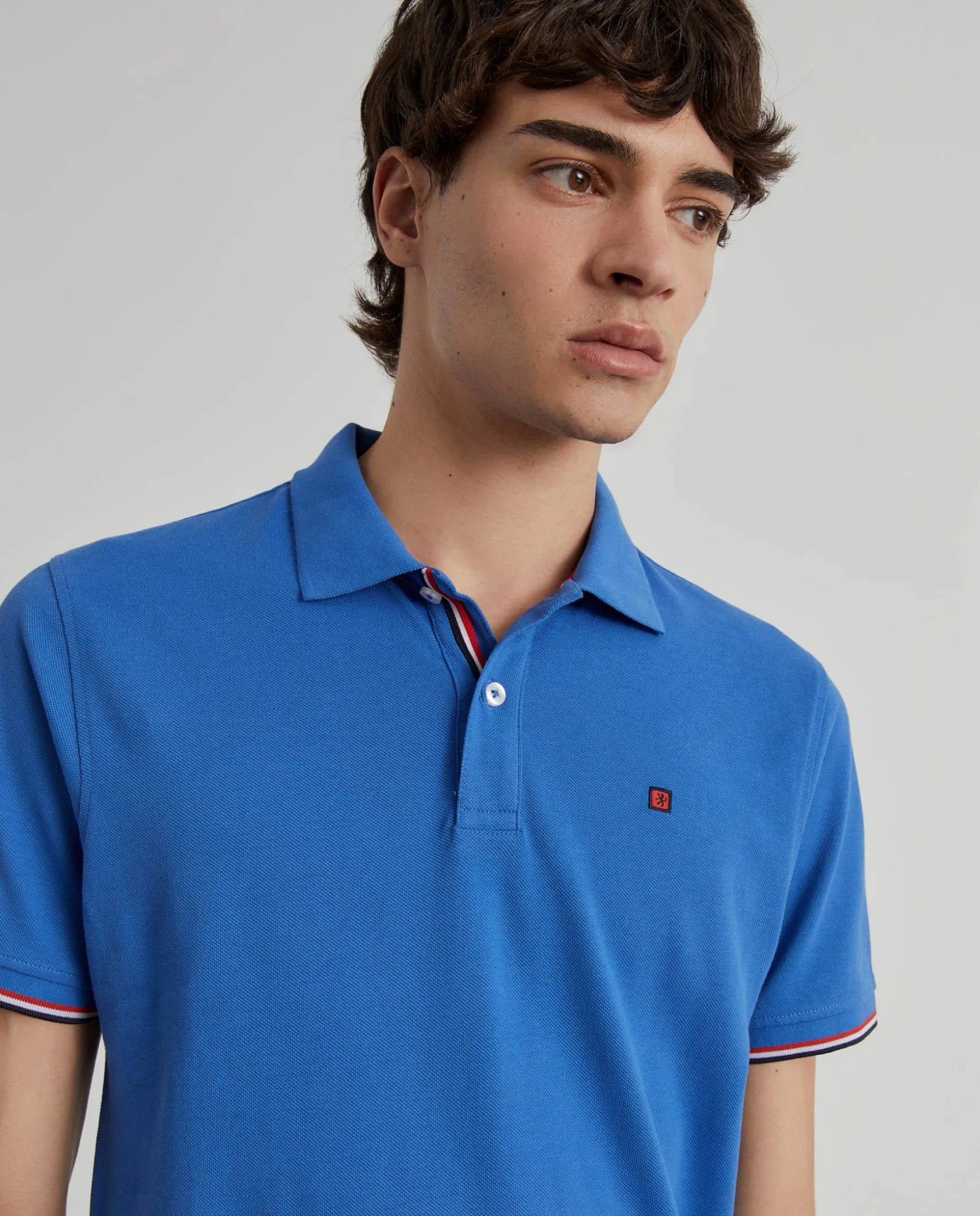 Polo piqué slim fit em algodão