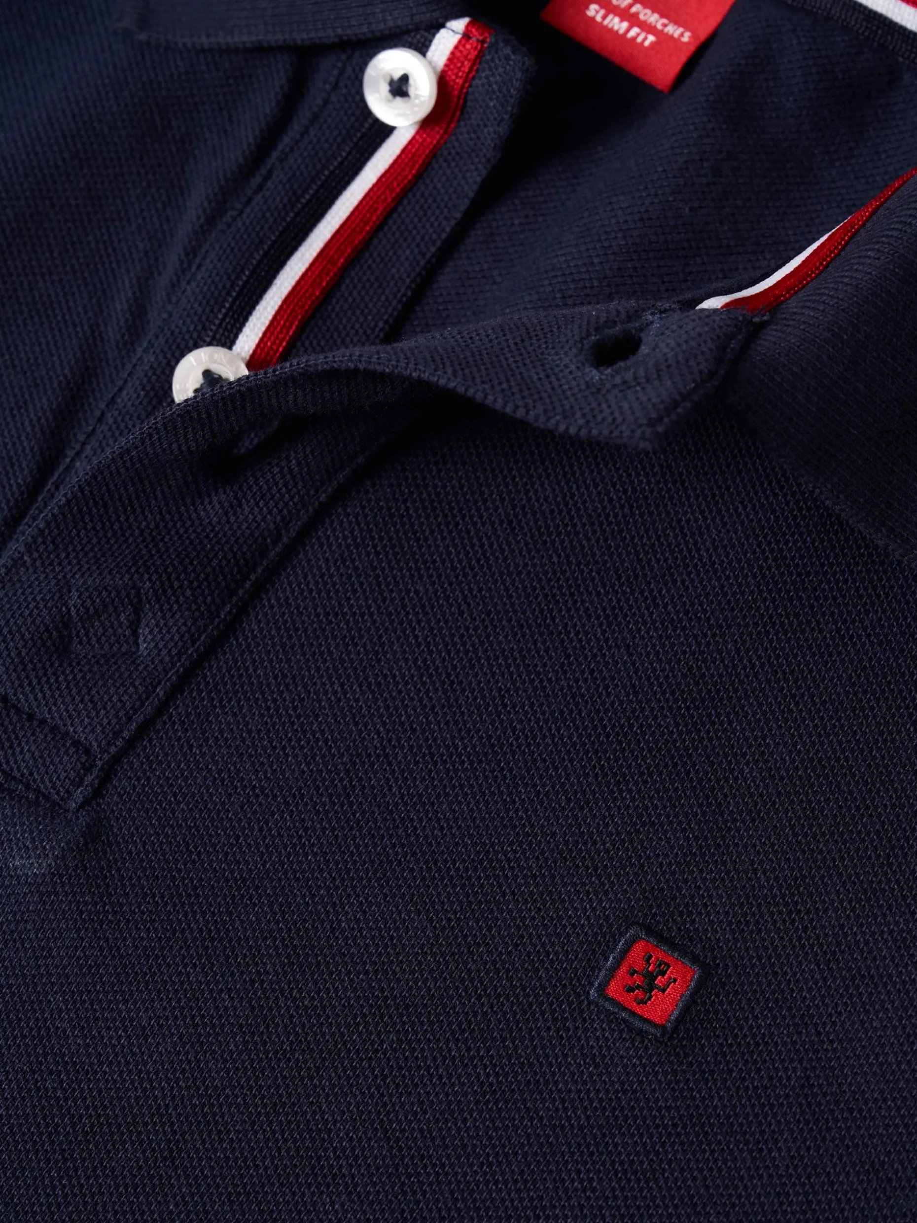 Polo piqué slim fit em algodão