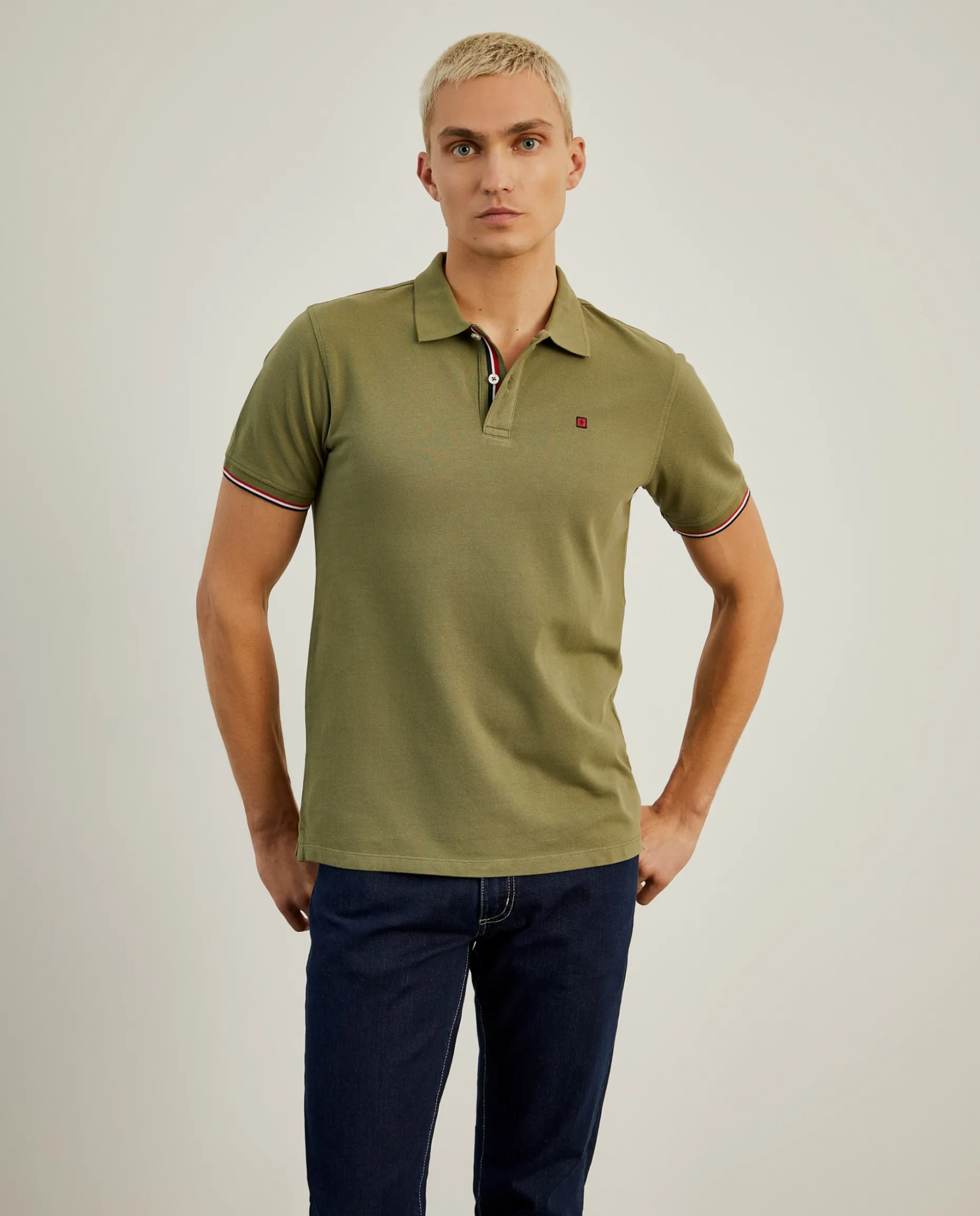 Polo piqué slim fit em algodão
