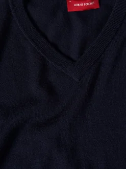 Pullover de lã com decote em V