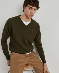 Pullover de lã decote em bico