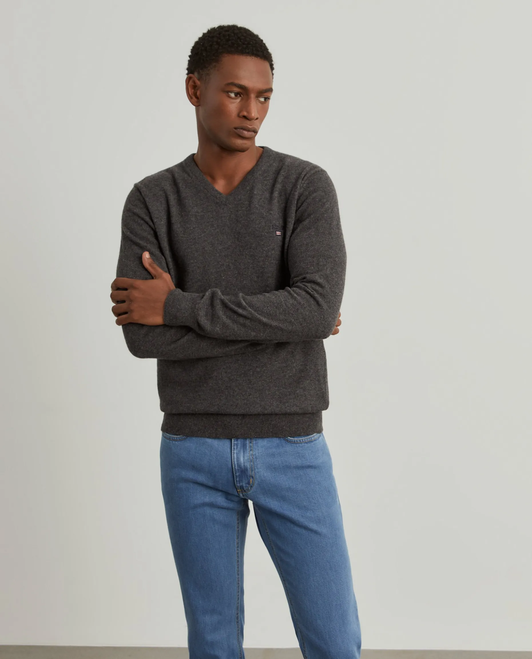 Pullover decote em V mistura de lã