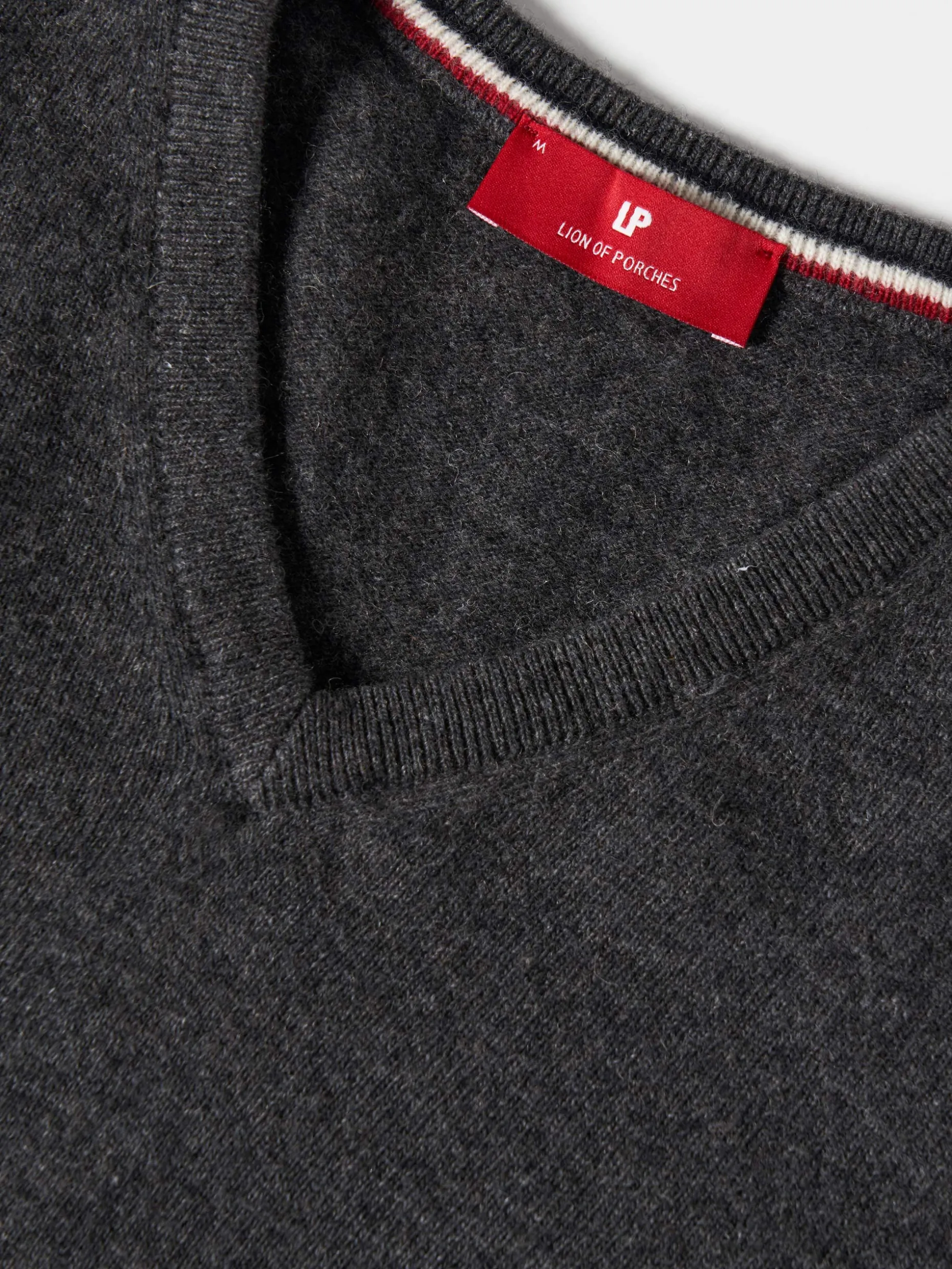 Pullover decote em V mistura de lã