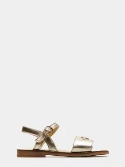 Sandálias em pele com tiras