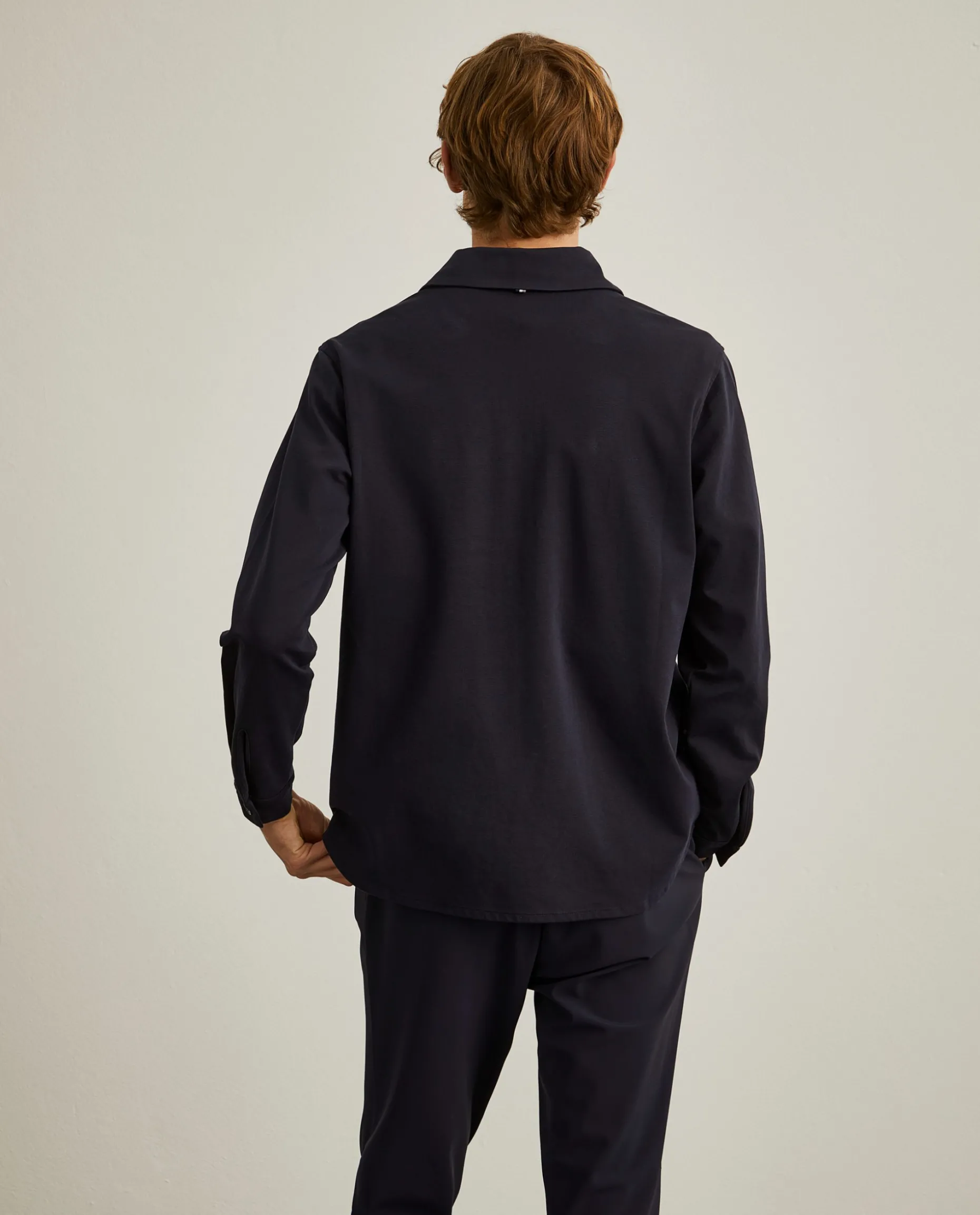 Sobrecamisa com bolsos