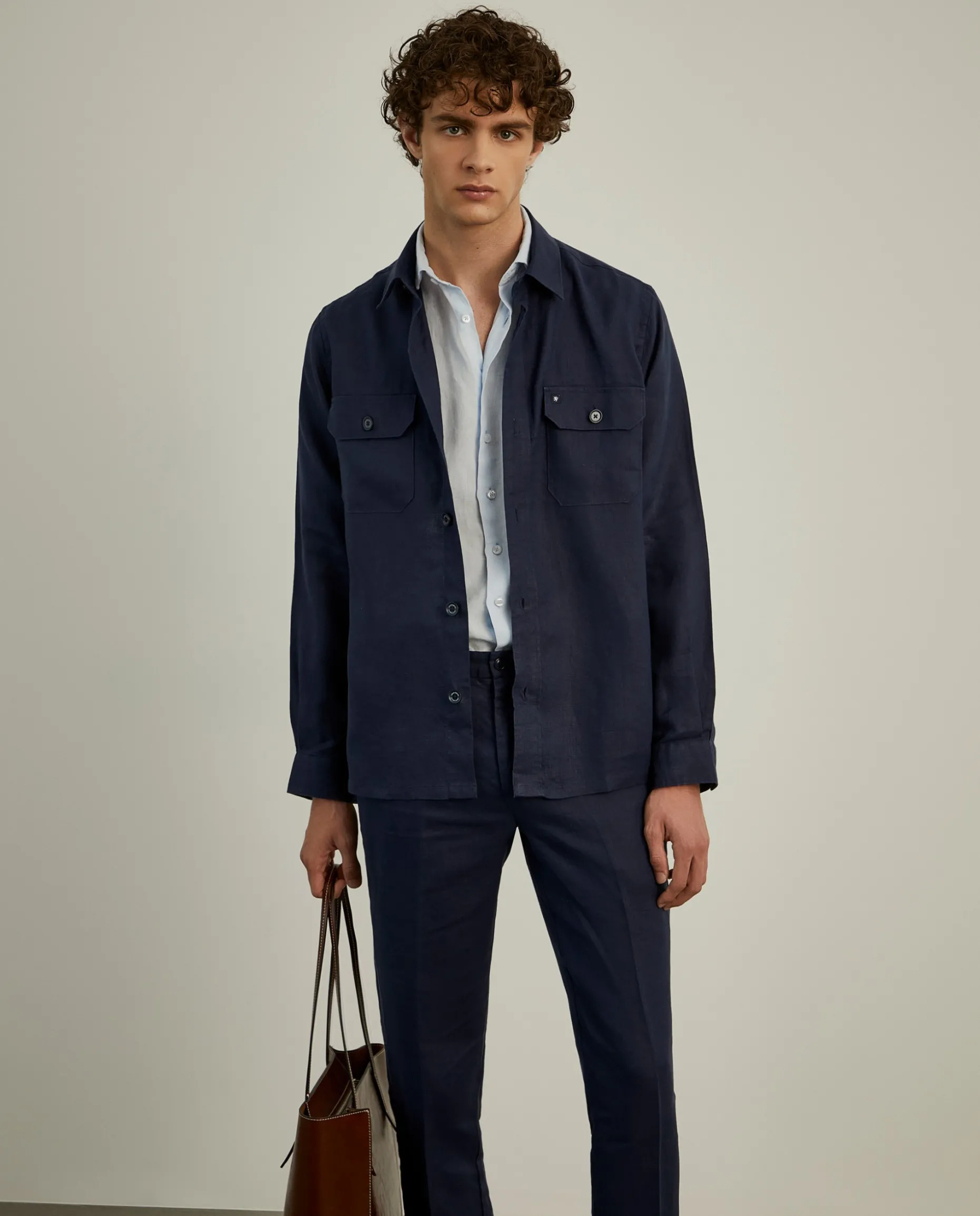 Sobrecamisa com bolsos 100% linho