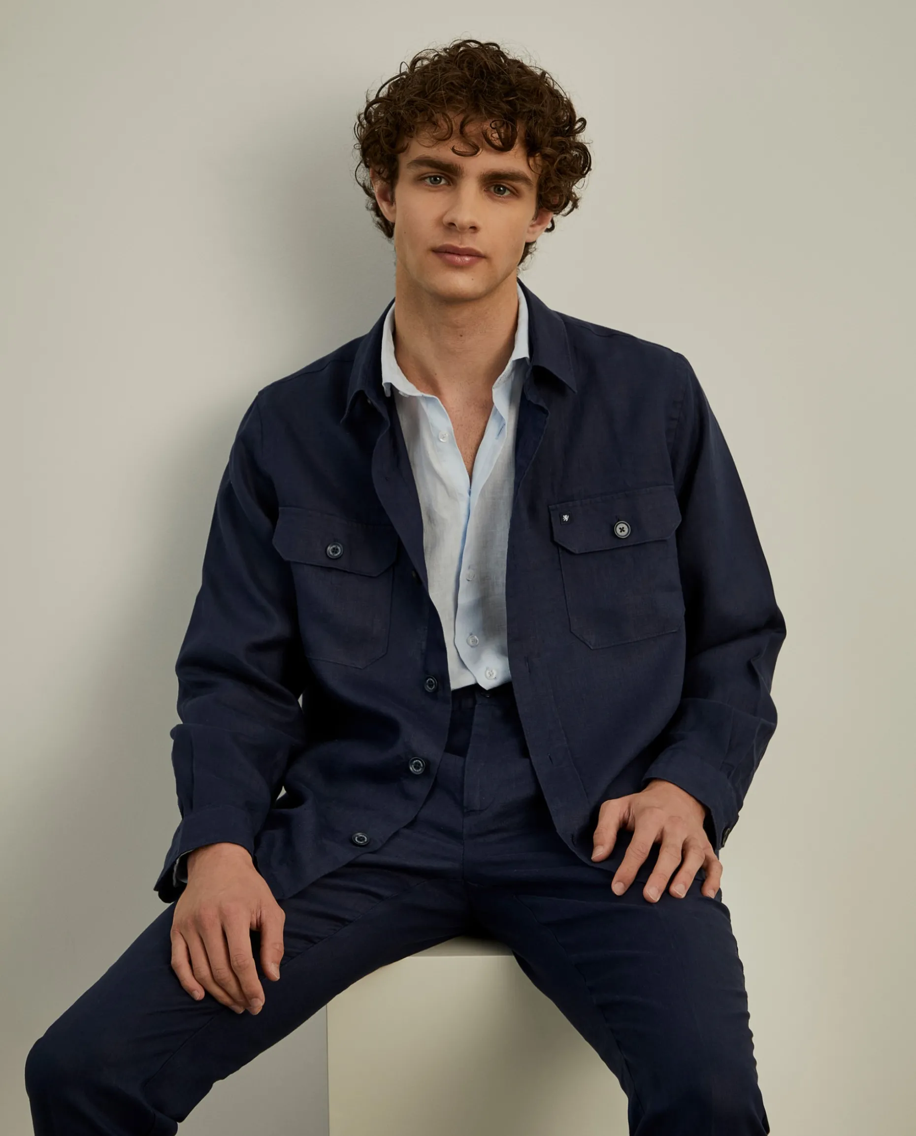 Sobrecamisa com bolsos 100% linho