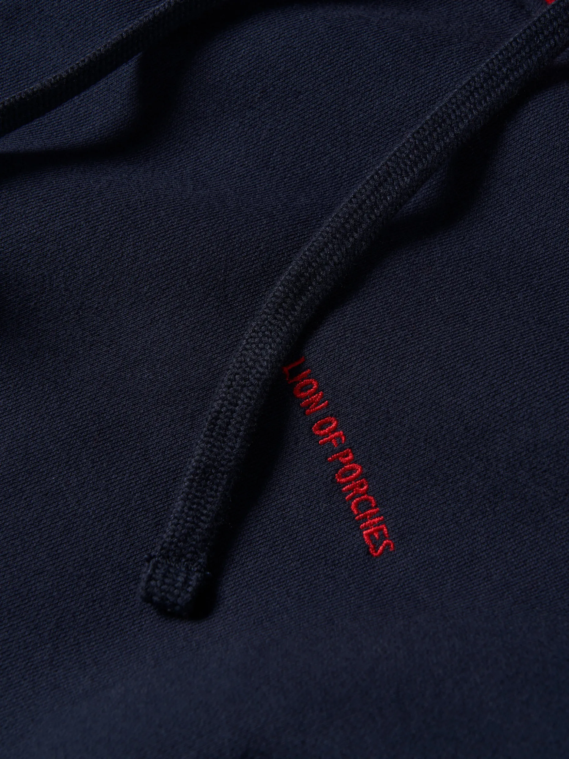 Sweater com capuz color block