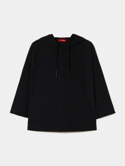 Sweater com manga raglan e capuz ajustável