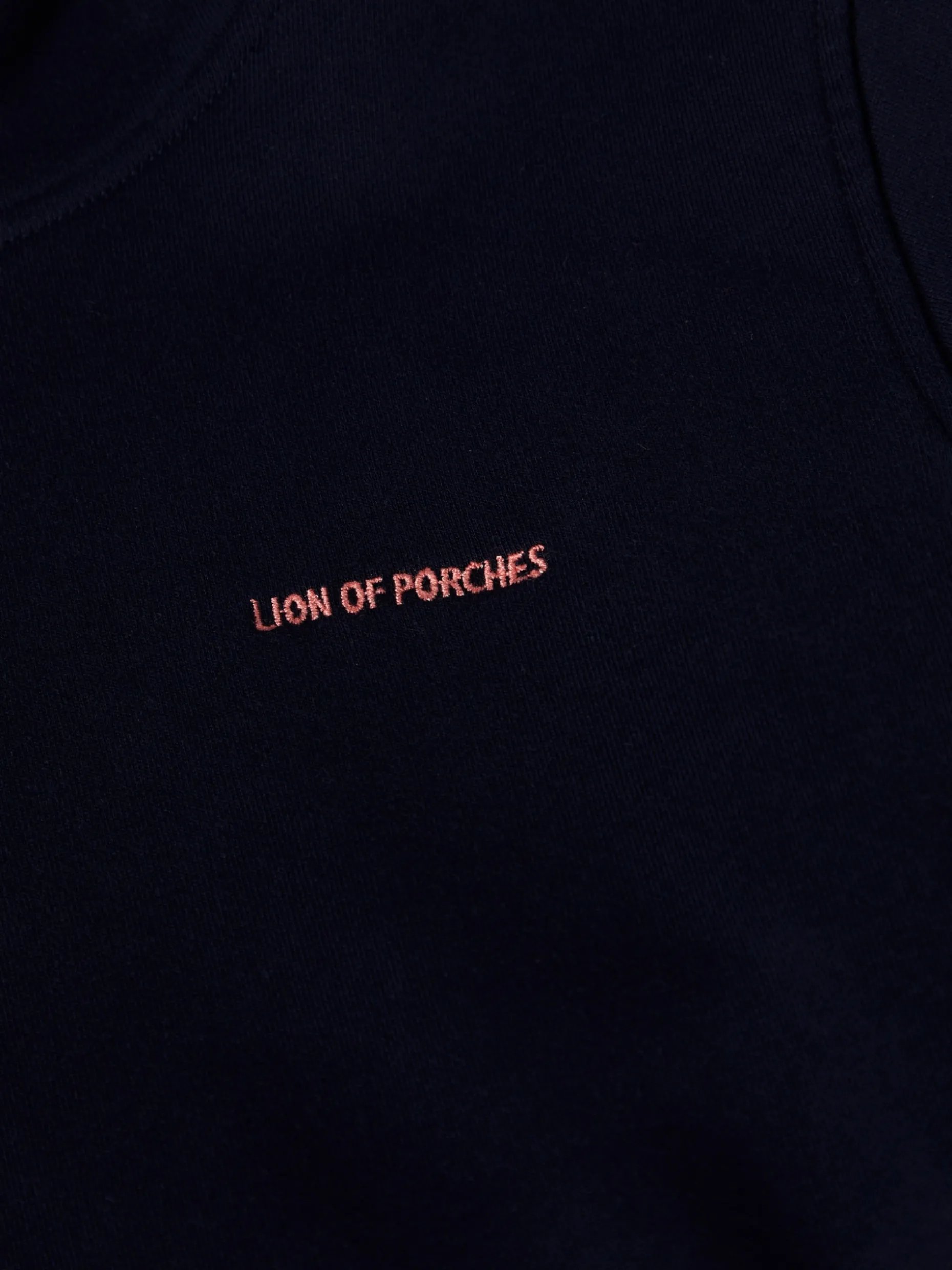 Sweater tricolor com capuz