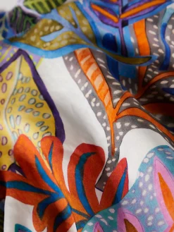 Top halter com padrão tropical