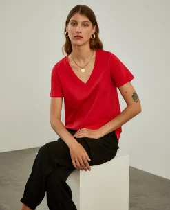 T-shirt de algodão decote em V