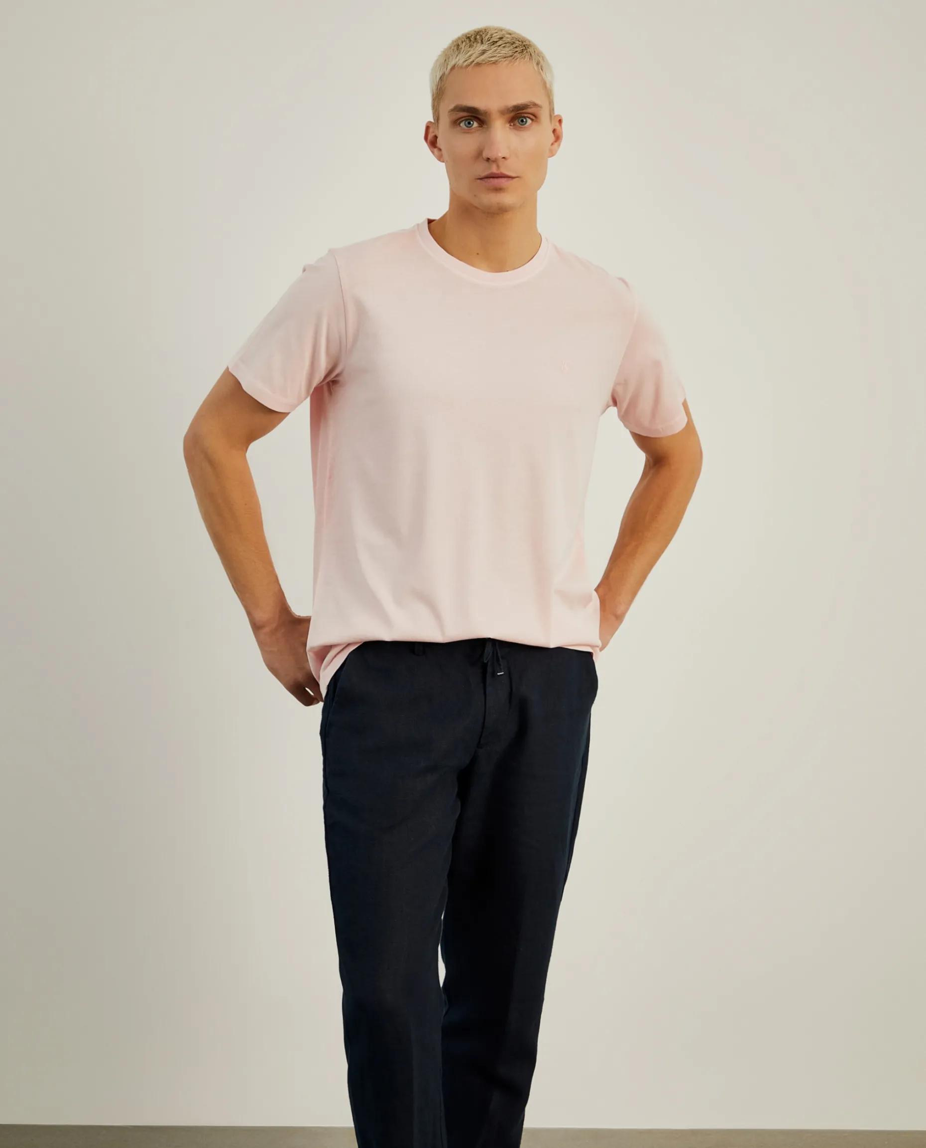 T-shirt de algodão garment dye