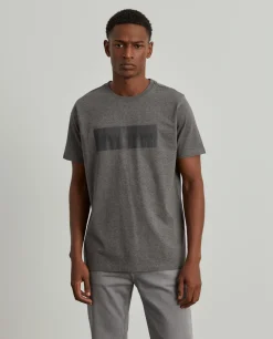 T-shirt manga curta com estampado