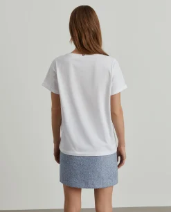 T-shirt manga curta com estampado