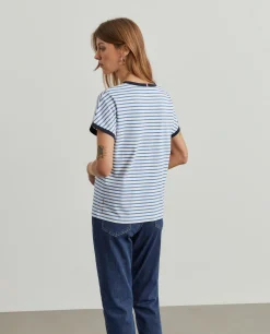 T-shirt manga curta às riscas