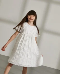 Vestido branco com textura