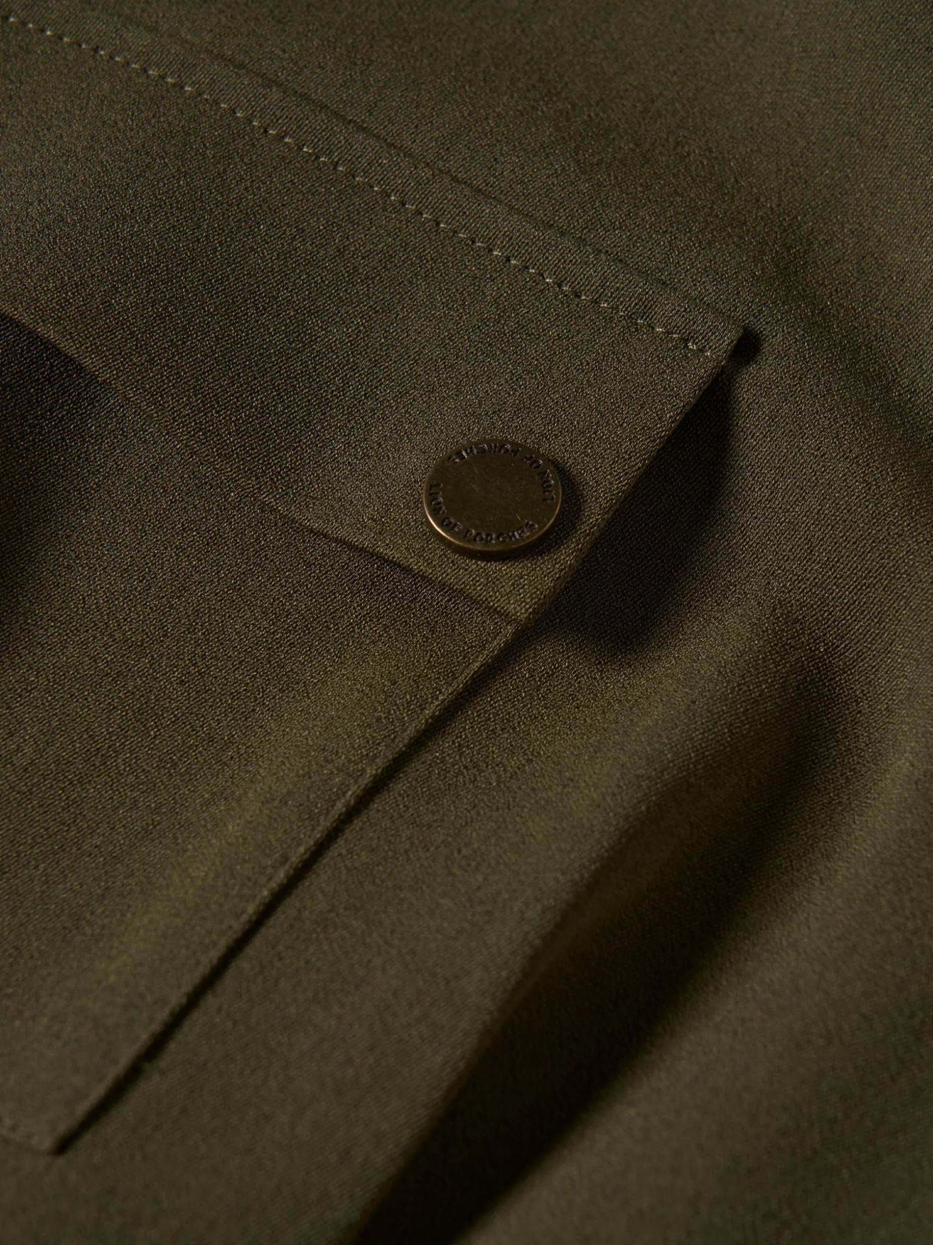 Vestido camiseiro com cinto