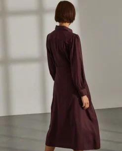 Vestido camiseiro comprido em tencel