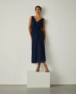 Vestido comprido plissado sem alças