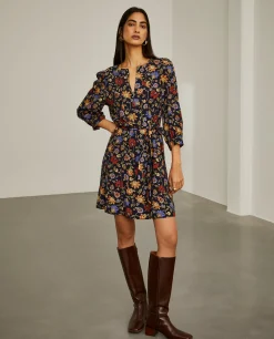 Vestido curto de flores com cinto