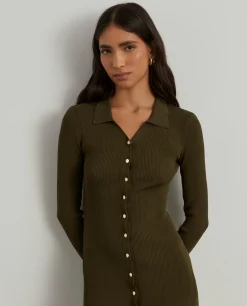 Vestido curto evasé de manga comprida