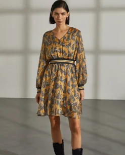 Vestido curto padrão animal