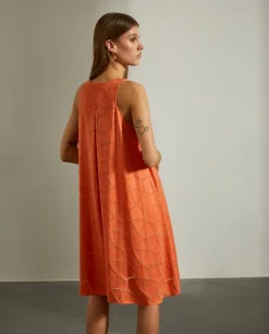 Vestido estampado sem mangas