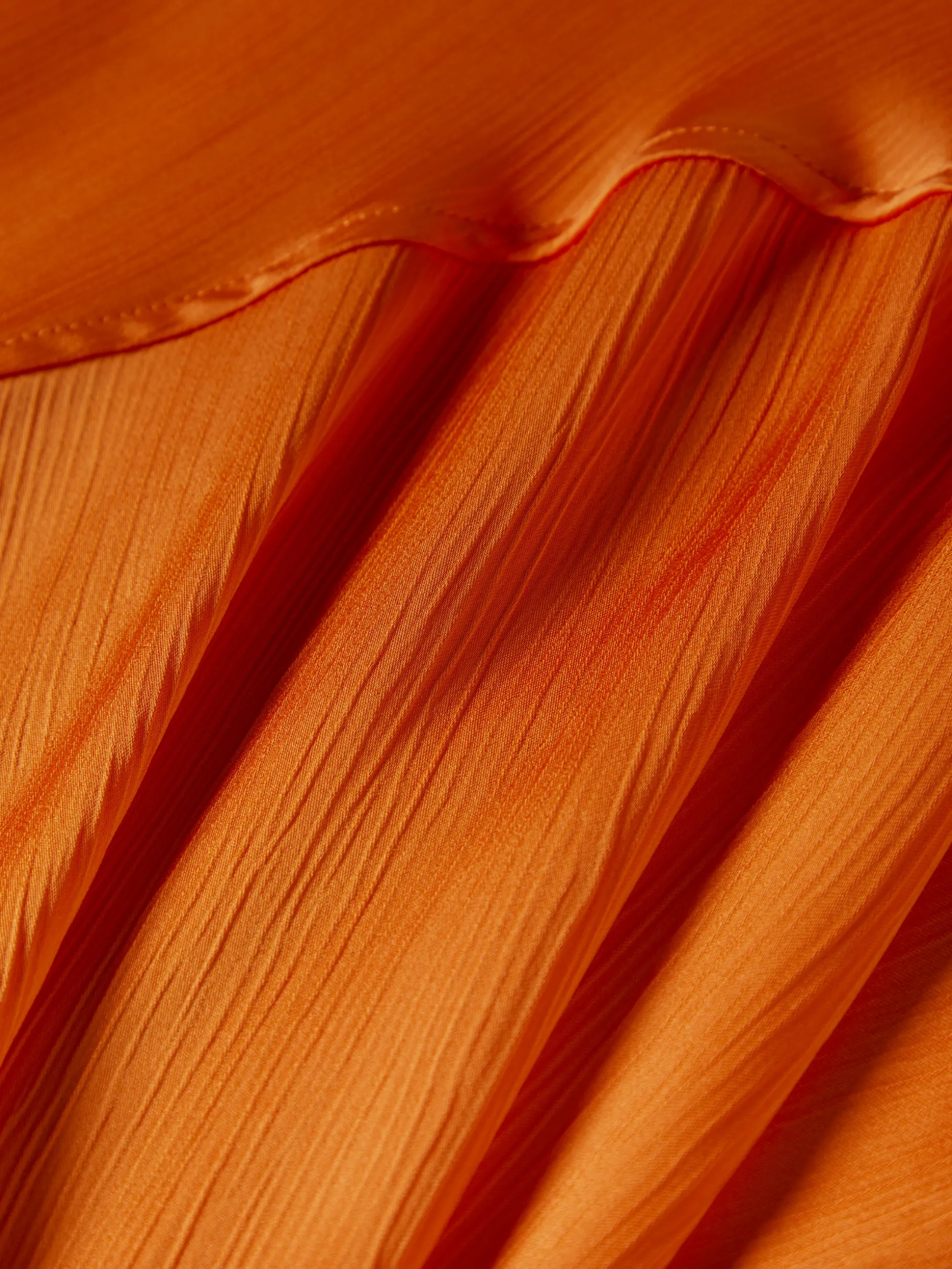 Vestido fluido assimétrico