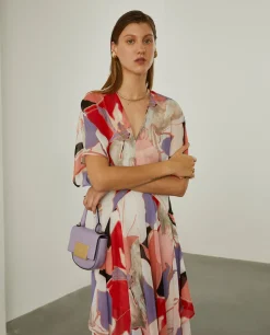 Vestido fluido com padrão abstrato