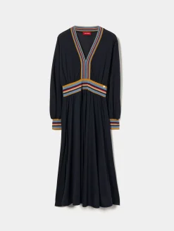 Vestido malha às riscas manga comprida