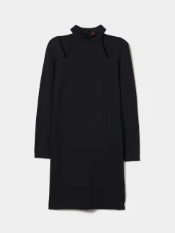 Vestido manga comprida com abertura no ombro