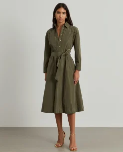 Vestido midi evasé com cinto