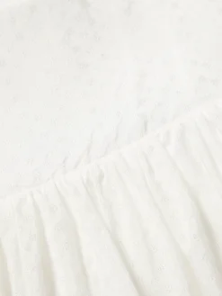 Vestido sem mangas tecido fantasia